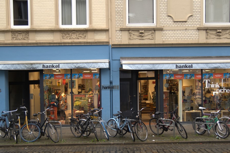 August Hankel, Schuhhaus